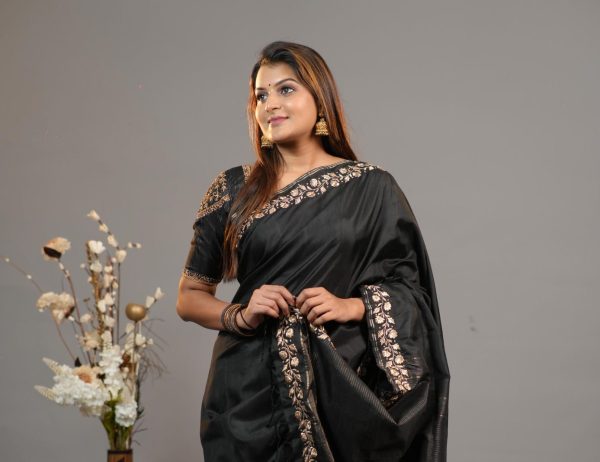 SAREE